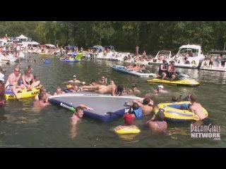 drunk women go crazy naked on a raft in front of a huge crowd | japanhdv, huge cock, interracial